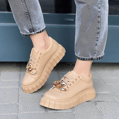 basket-femme-tendance-modern-confort-luxe-pied