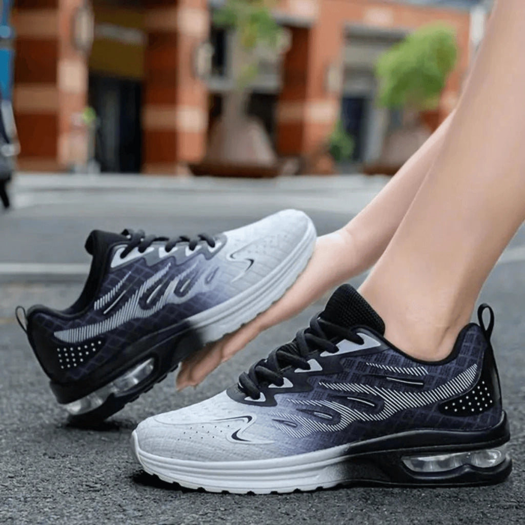 basket-noir-femme-confort-flex-luxe-pied