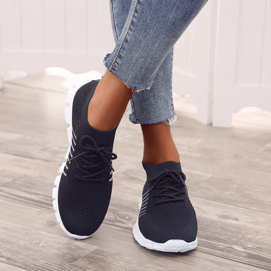 basket-noir-femme-montreal-luxe-pied