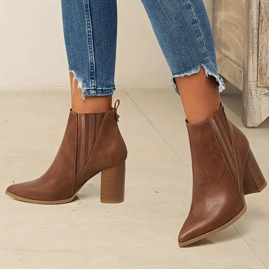 bottes-en-cuir-marron-pour-femme-revis-luxe-pied