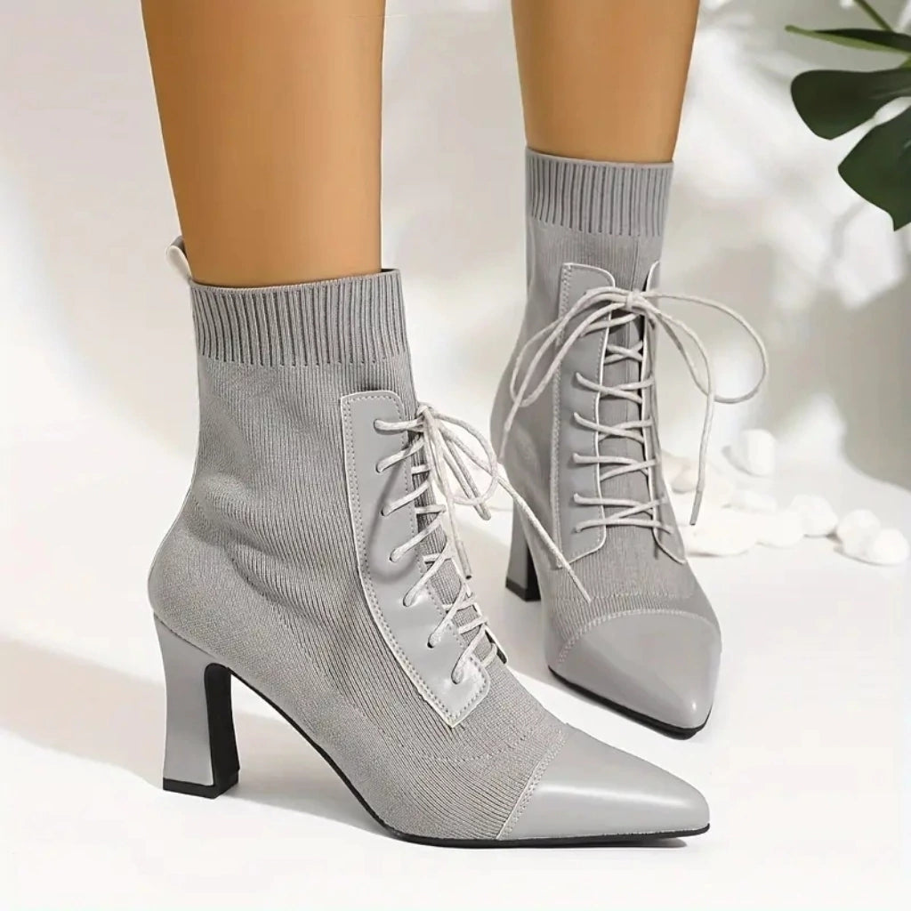 bottes-pour-femme-elegance-luxe-pied