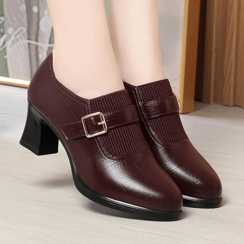 chaussures-des-femme-starlit-luxe-pied