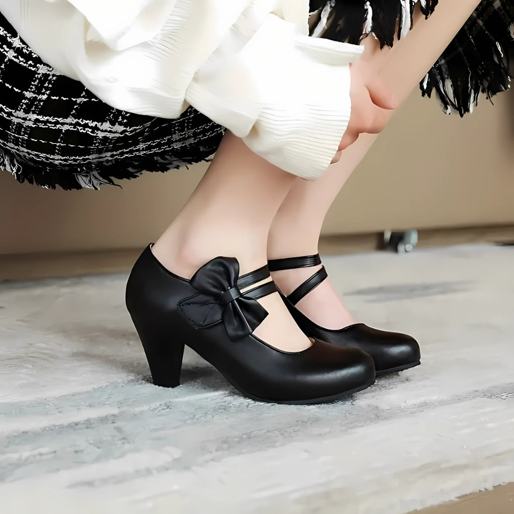 escarpin-noir-madame-luxe-pied