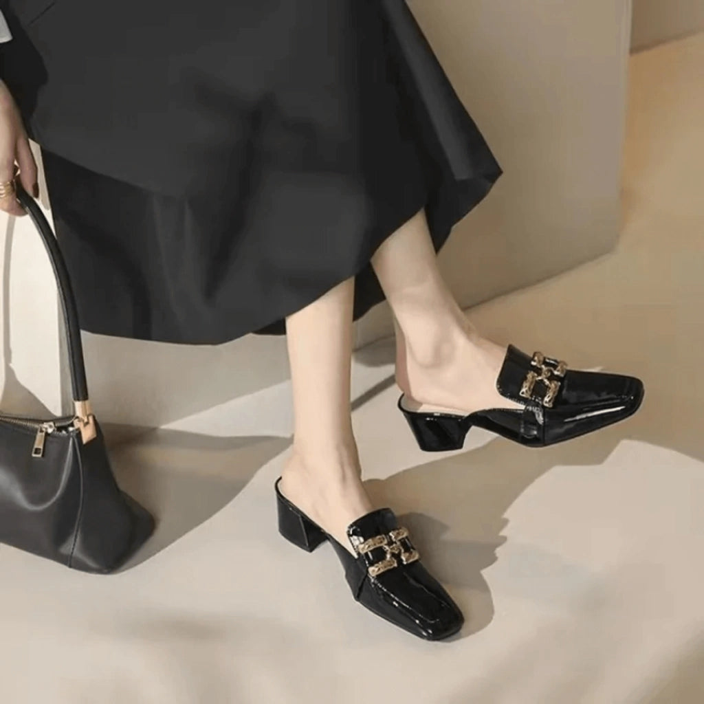 mule-pour-femme-curve-luxe-pied