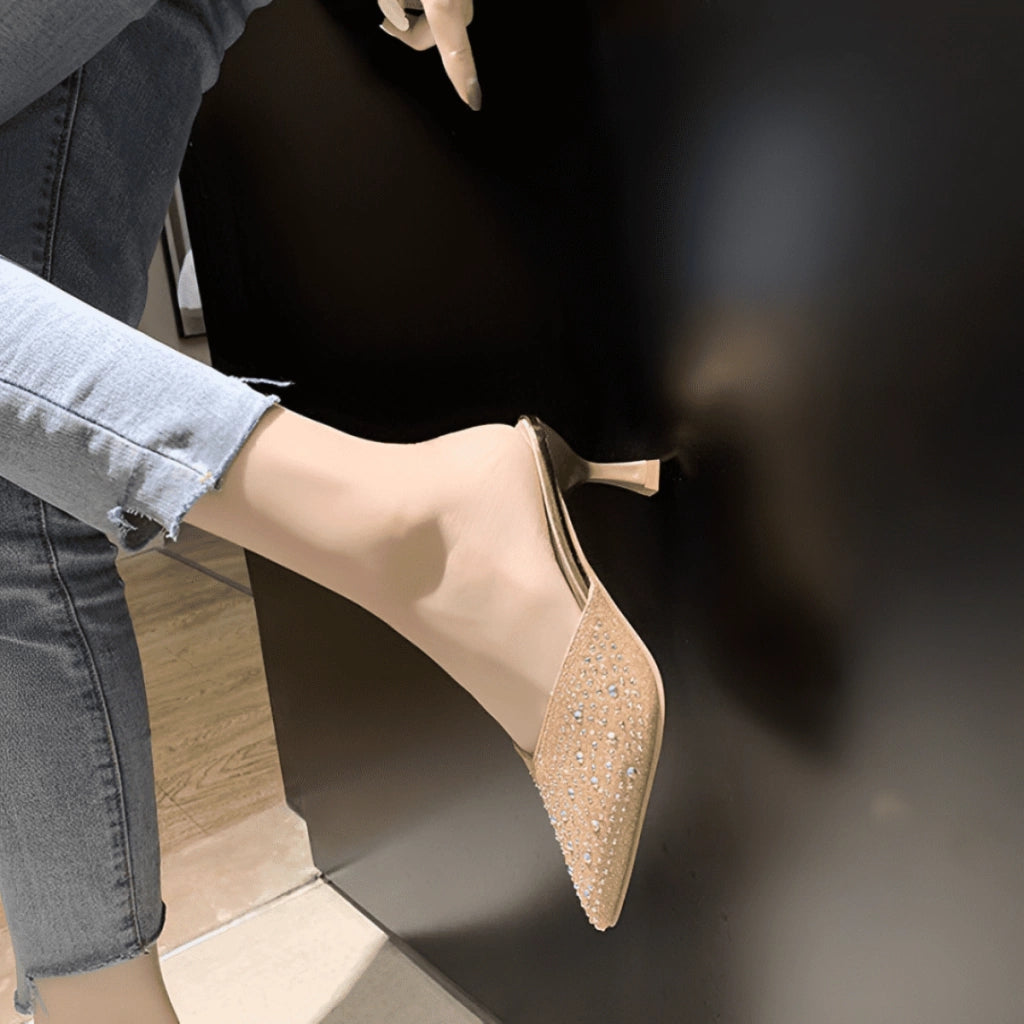 mules-en-cuir-pour-femme-essence-luxe-pied