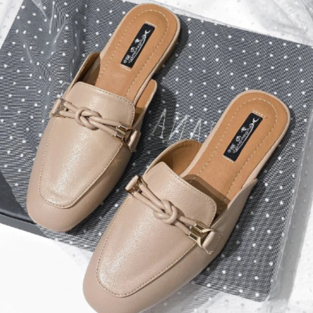 mules-pour-femme-madrixe-luxe-pied