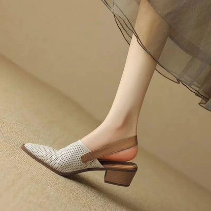 mules-pour-femme-vintage-luxe-pied