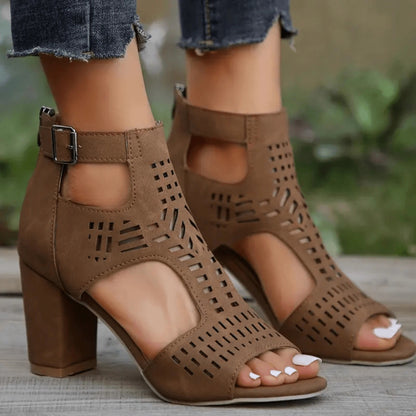 sandale-femme-bella-luxe-pied