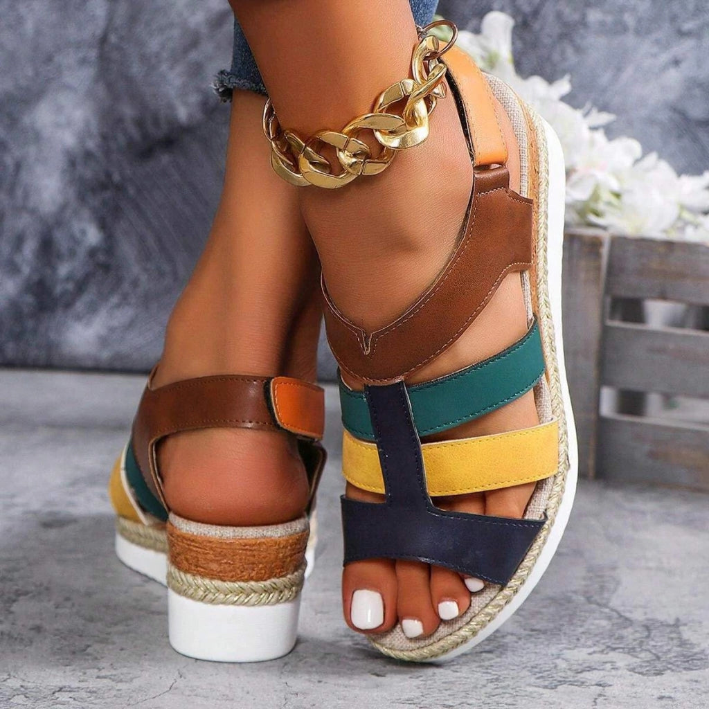 sandale-femme-confort-azur-luxe-pied