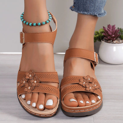 sandale-femme-em-cuir-dune-luxe-pied