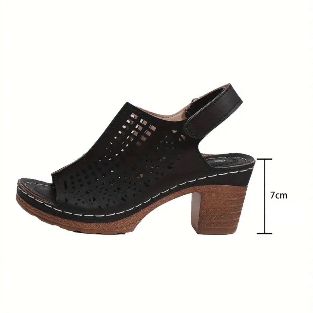 sandale-femme-noir-holambra-luxe-pied