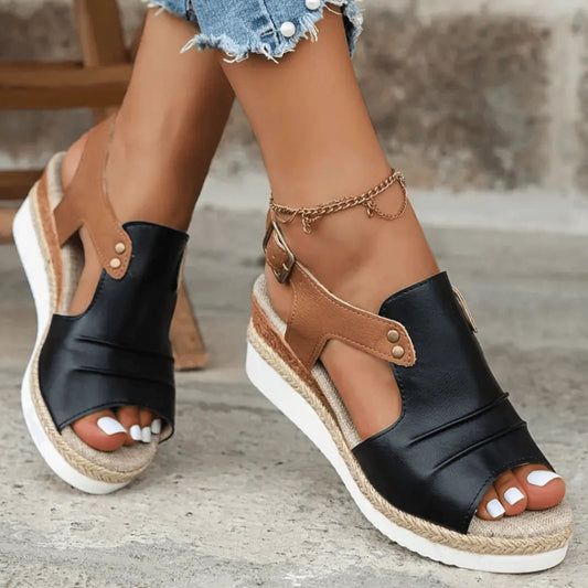 sandale-femme-noir-skyline-luxe-pied