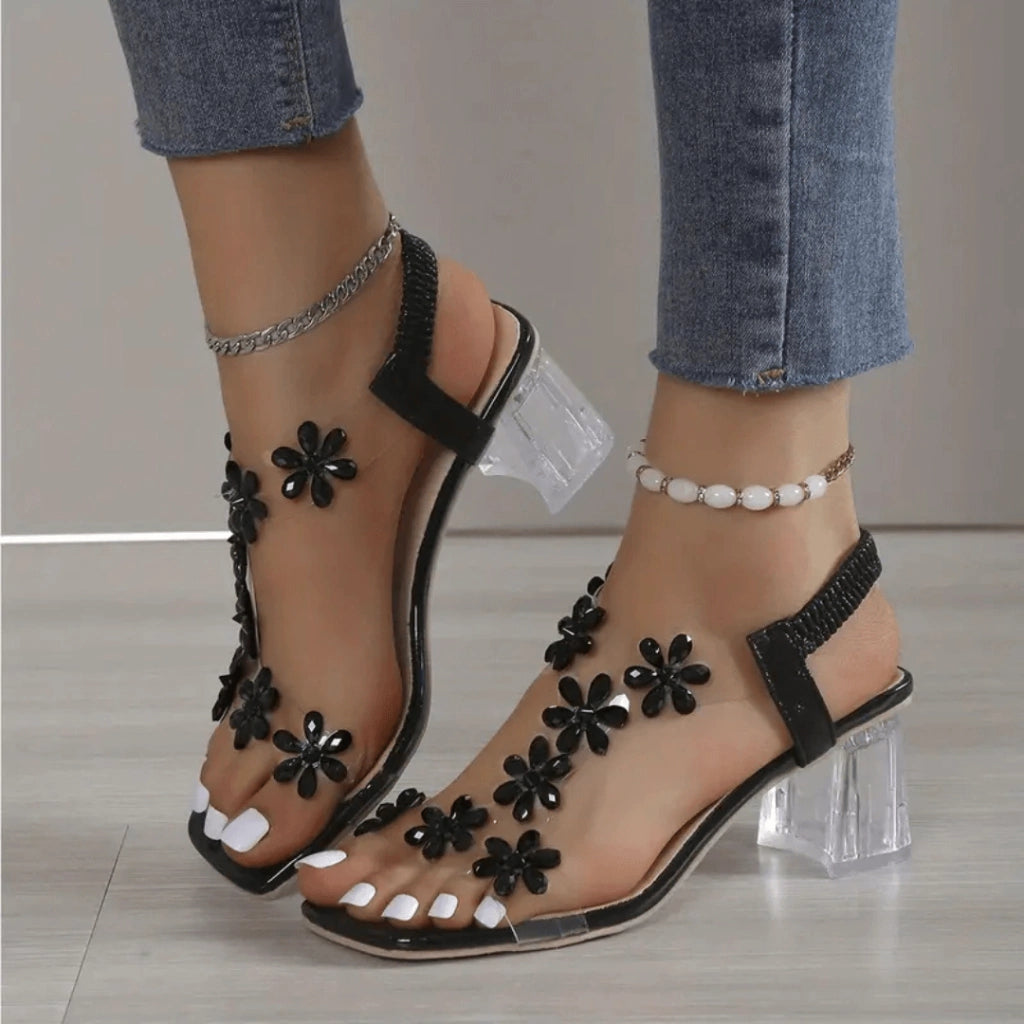 sandale-femme-noir-versailles-luxe-pied