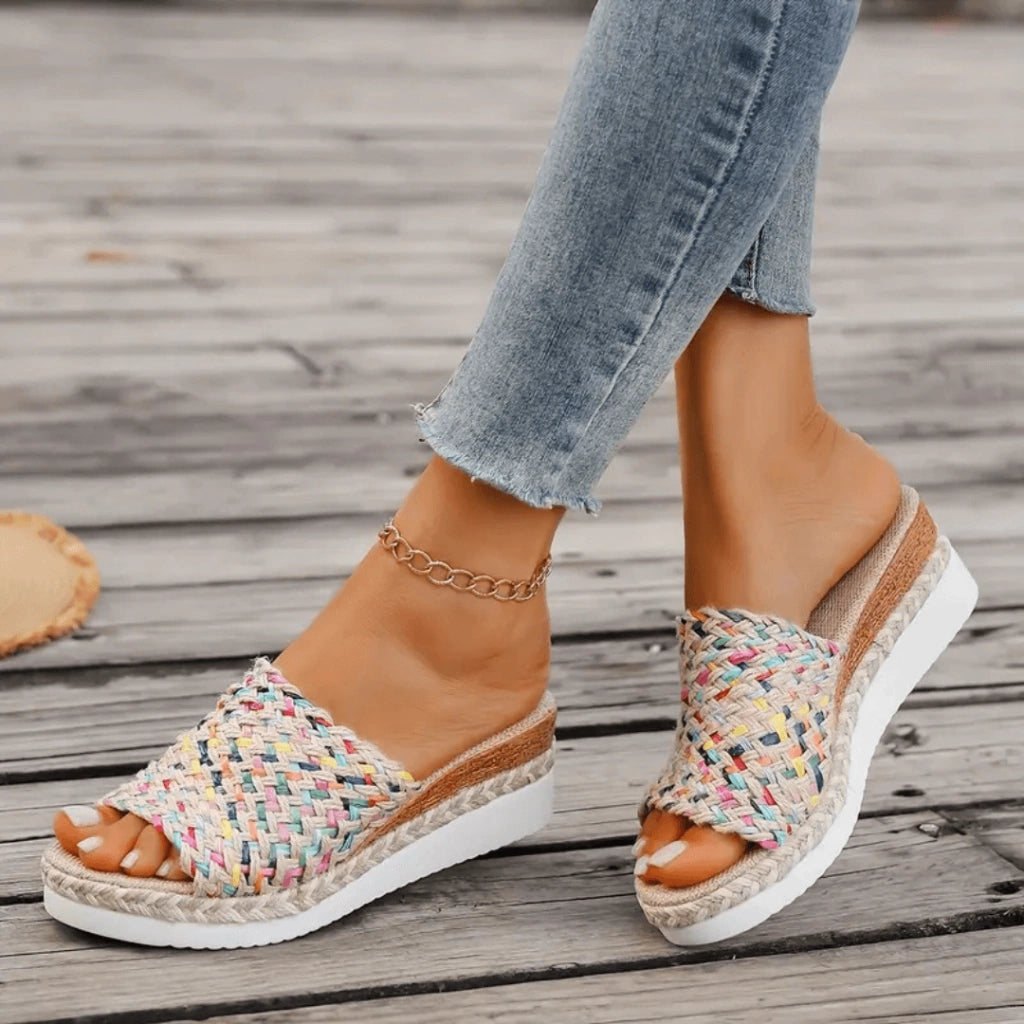 sandale-femme-palha-chic-luxe-pied
