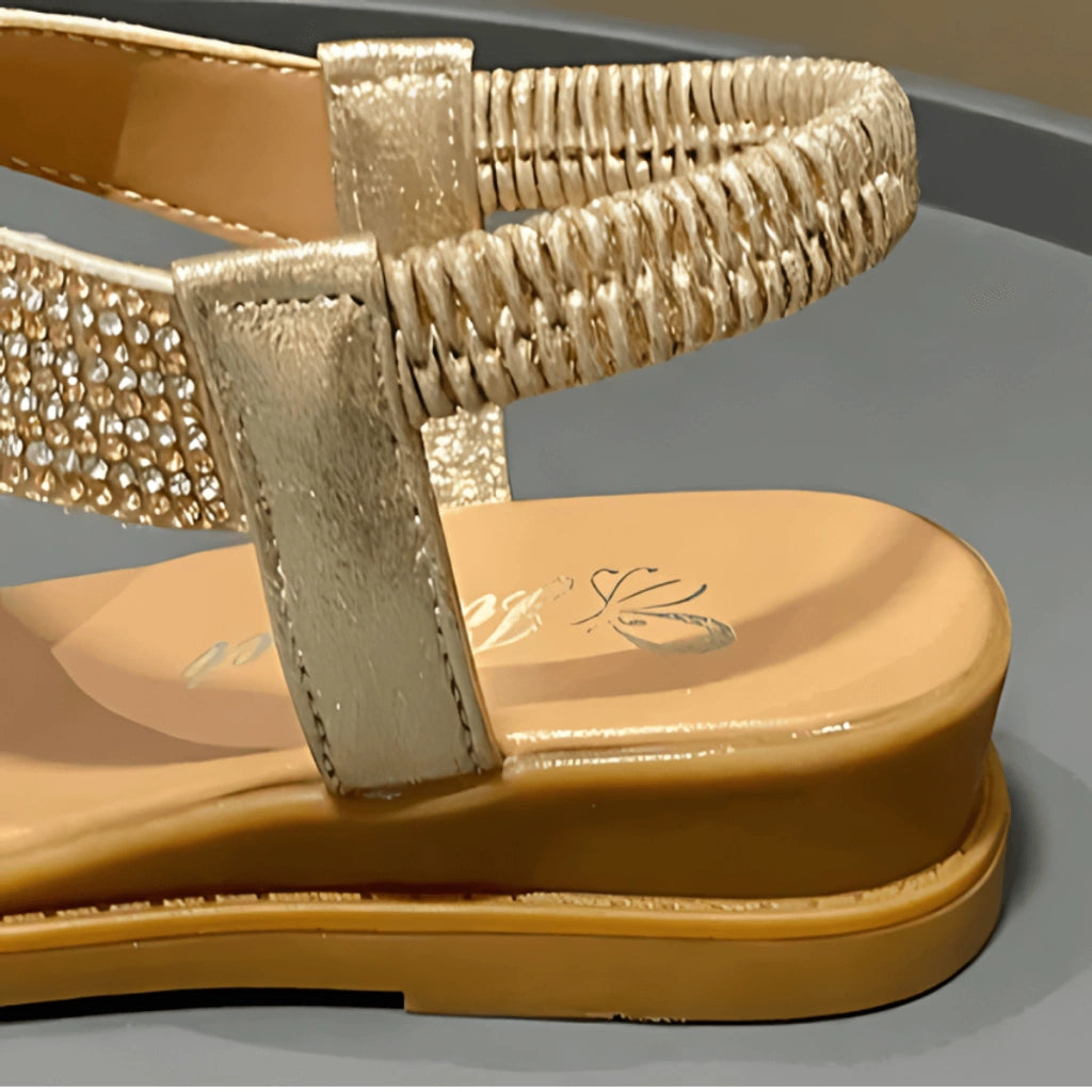 sandale-femme-plat-lisbela-luxe-pied