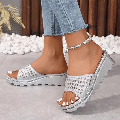 sandale-femme-plateforme-fusion-luxe-pied