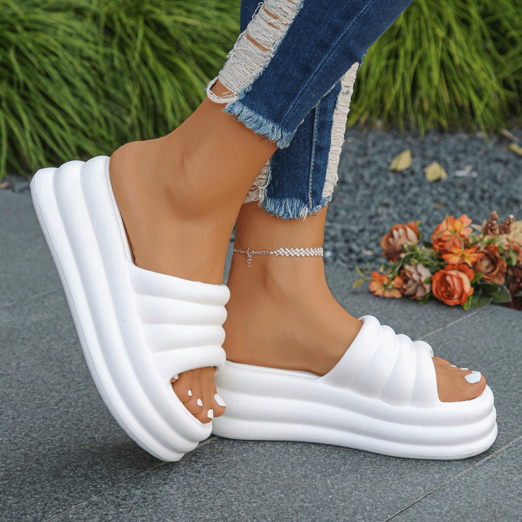 sandale-femme-plateforme-sintra-luxe-pied